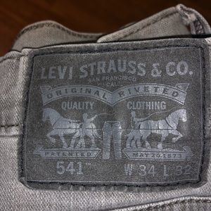 Levi’s 541 34x32 Jeans